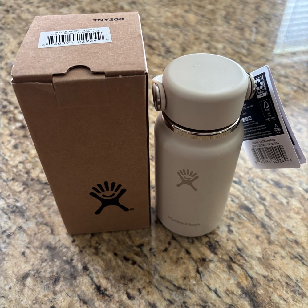 Hydro Flask White Insulated Bottle